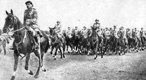 Cavalaria preparada para a guerra.