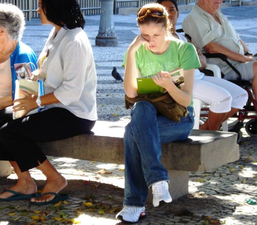 brasileira-lendo-15141
