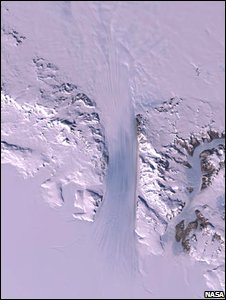 byrd-glacier-135km-x-24-km