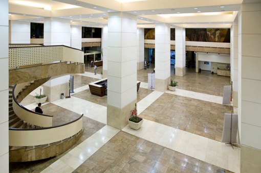 caixa economica hall