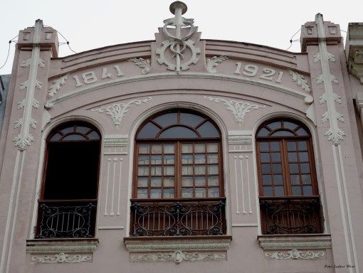 PREDIO NA SENHOR DOS PASSOS