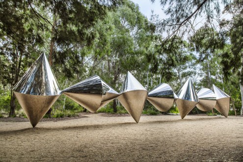 Bert Flugelman Cones 1976-82 polished stainless steel Collection of the National Gallery of Australia © Bert Flugelman
